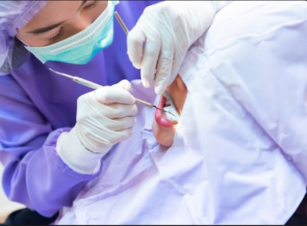 What are the benefits of choosing the Best Operculectomy Treatment in Darjeeling for gum issues?