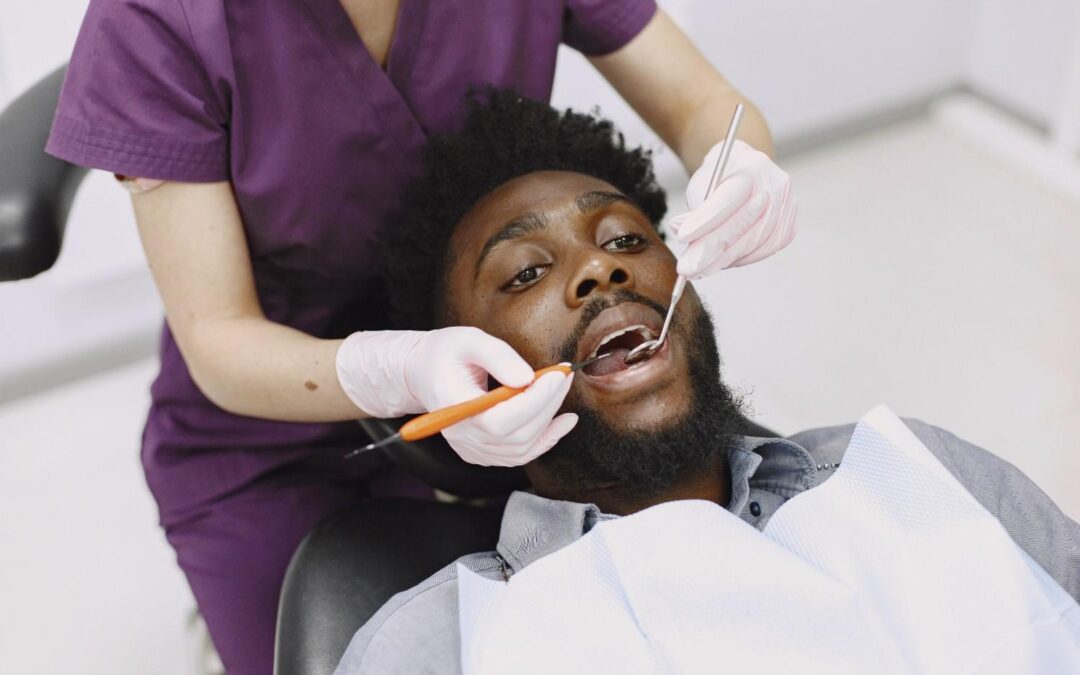 How does the Best Dental Specialist in Siliguri at Dental Retreat ensure patient comfort?